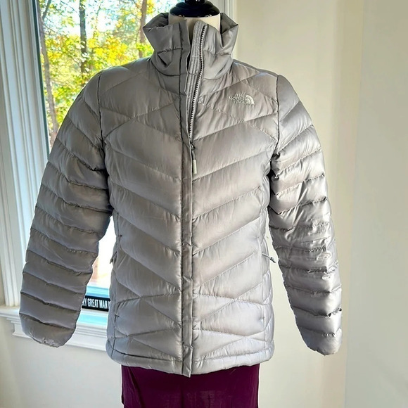 The North Face Down Coat, Silver, Size Small, EUC - Picture 3 of 10
